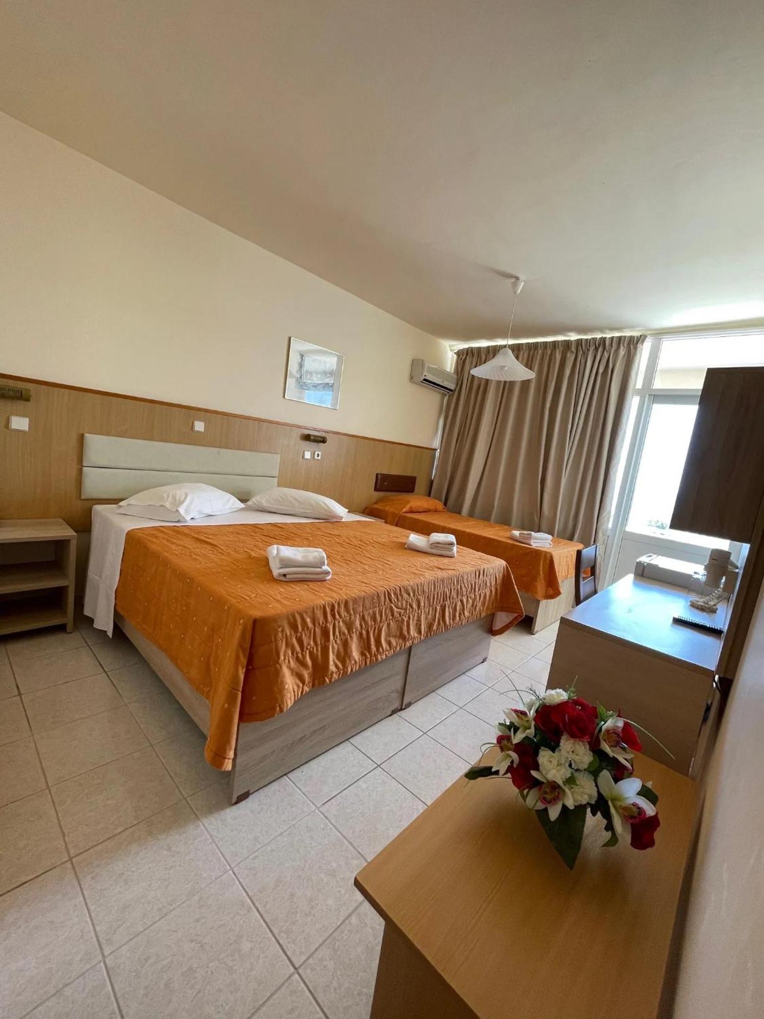 Eri Beach & Village Hotel Hersonissos (Crete) Exterior foto
